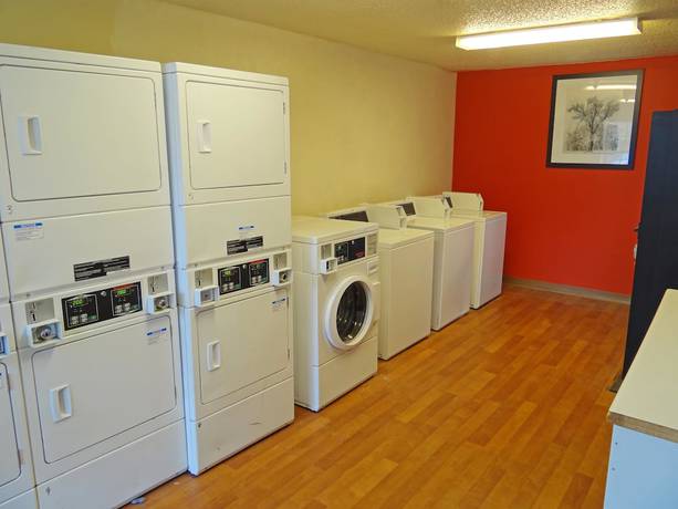 Imagen de los interiores del Hotel Extended Stay America Suites Durham University. Foto 19