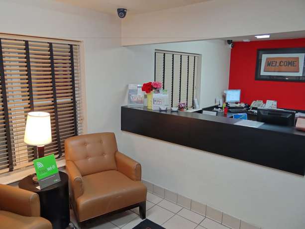 Imagen de los interiores del Hotel Extended Stay America Suites Durham University. Foto 20