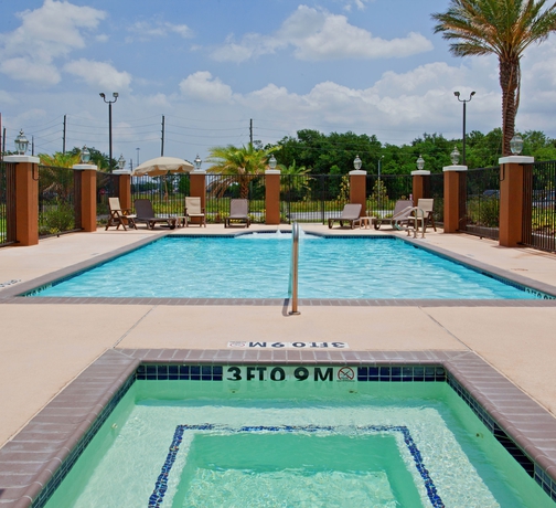 Imagen de la piscina del Hotel Extended Stay America Suites Houston Iah Airport. Foto 15