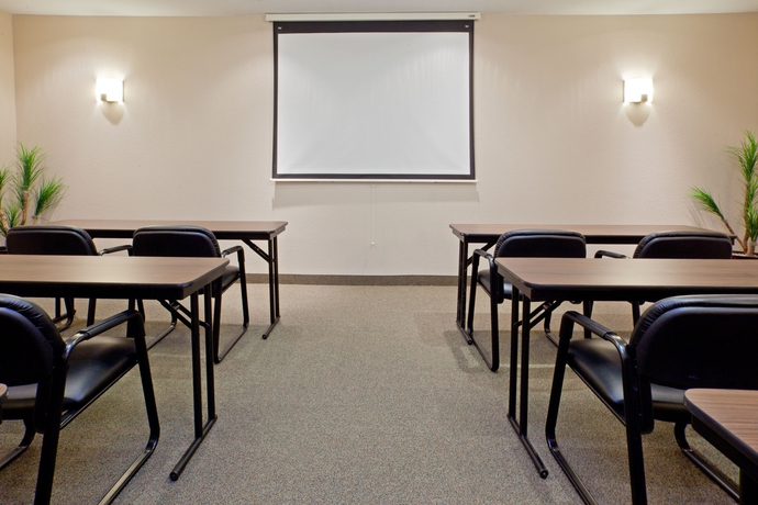 Imagen de los interiores del Hotel Extended Stay America Suites Houston Iah Airport. Foto 13