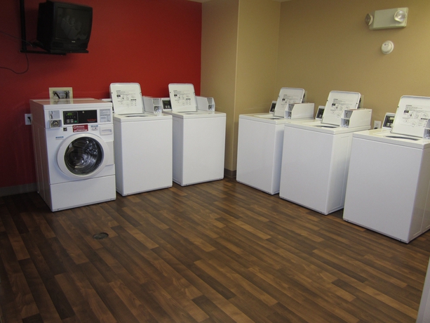 Imagen de los interiores del Hotel Extended Stay America Suites Los Angeles Monrovia. Foto 8