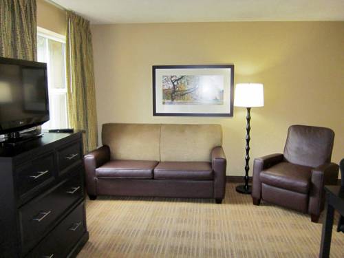 Imagen de la habitación del Hotel Extended Stay America Suites Oakland Alameda Airport. Foto 6