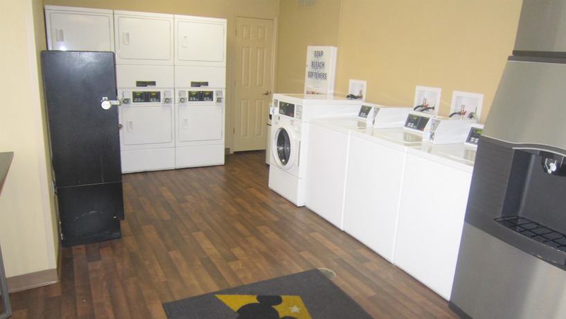 Imagen de los interiores del Hotel Extended Stay America Suites Orlando Conv Ctr Universal Blvd. Foto 19
