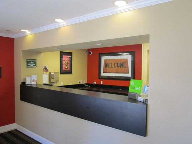 Imagen de los interiores del Hotel Extended Stay America Suites Phoenix Scottsdale Old Town. Foto 16