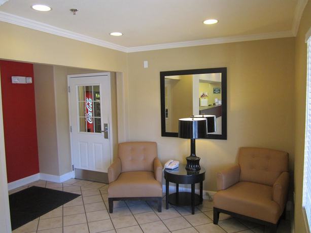 Imagen de los interiores del Hotel Extended Stay America Suites Phoenix Scottsdale Old Town. Foto 18