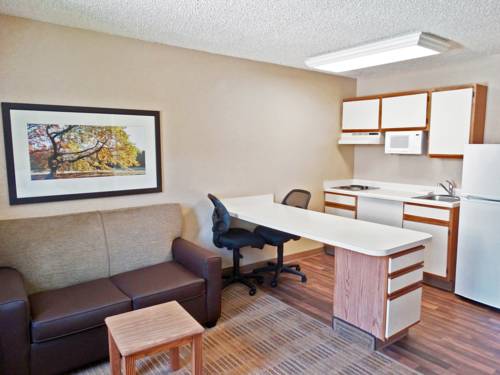 Imagen de la habitación del Hotel Extended Stay America Suites Providence Airport. Foto 6