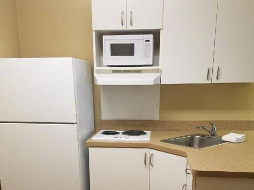 Imagen de la habitación del Hotel Extended Stay America Suites Raleigh Rdu Airport. Foto 9
