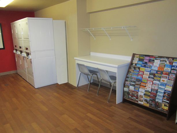 Imagen de los interiores del Hotel Extended Stay America Suites Sacramento Arden Way. Foto 20