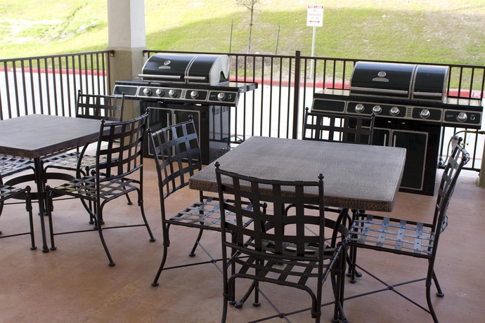 Imagen de los exteriores del Hotel Extended Stay America Suites San Antonio North. Foto 9
