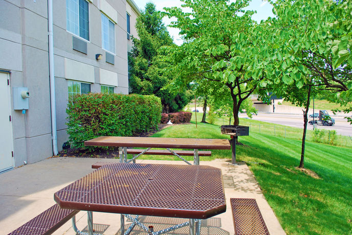 Imagen de la habitación del Hotel Extended Stay America Suites St Louis Airport Central. Foto 5
