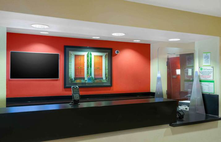 Imagen de los interiores del Hotel Extended Stay America Suites Tampa Airport Spruce Street. Foto 19