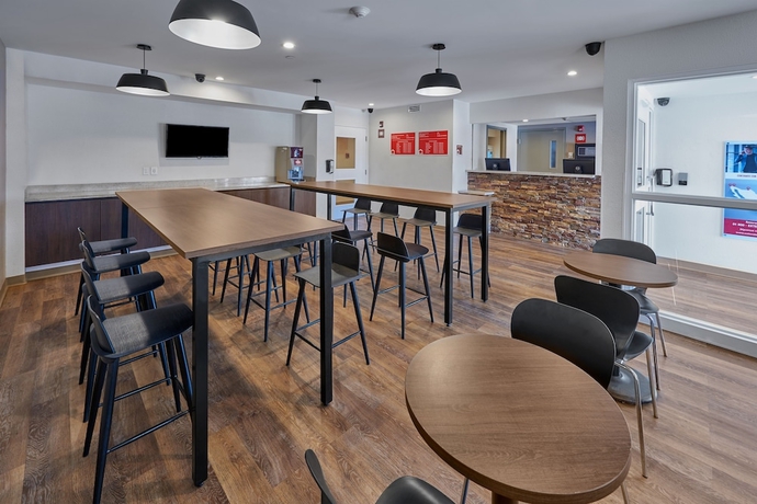 Imagen de los interiores del Hotel Extended Suites Mexicali Cataviña. Foto 16