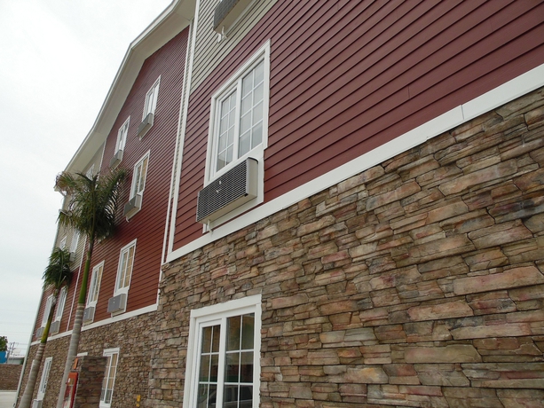 Imagen de los exteriores del Hotel Extended Suites Tijuana Macroplaza. Foto 10