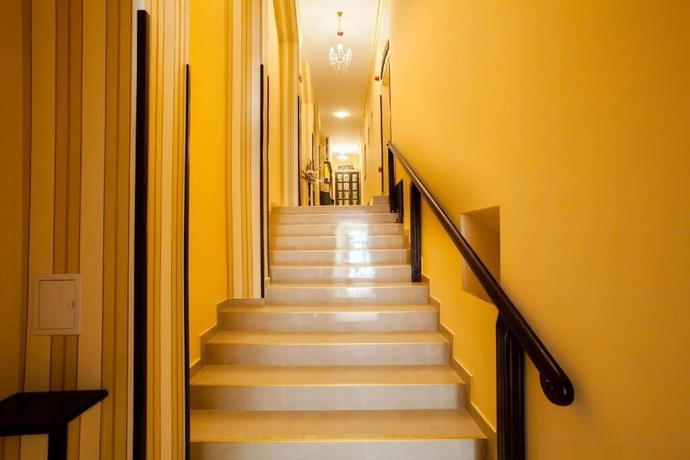 Imagen de los interiores del Hotel Extravagance. Foto 18