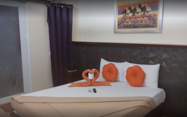 Imagen de la habitación del Hotel Ey Miners Suites Navarro. Foto 2