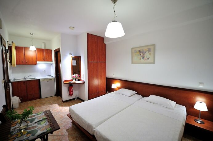 Imagen de la habitación del Hotel Eye Q Resort. Foto 16