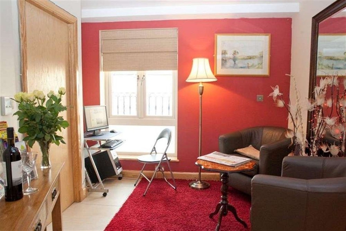 Imagen de los interiores del Hotel Eyre Square Townhouse. Foto 10