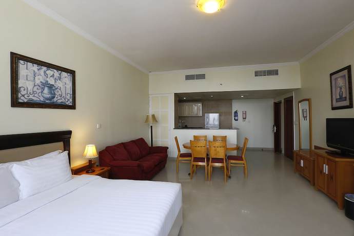 Imagen de la habitación del Hotel Ezdan Residence. Foto 8