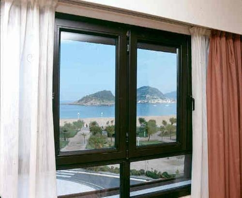 Imagen general del Hotel Ezeiza. Foto 6