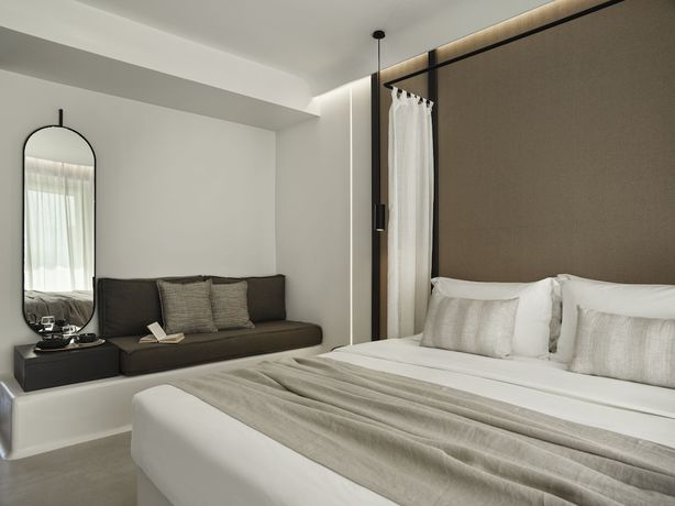 Imagen de la habitación del Hotel Ezio Bo Luxury Living. Foto 7