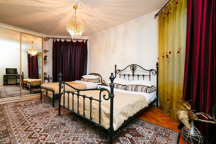 Imagen de la habitación del Hotel Ezio Palace. Foto 4