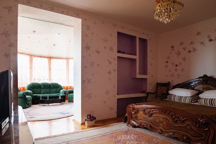 Imagen de la habitación del Hotel Ezio Palace. Foto 6