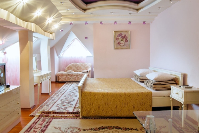 Imagen de la habitación del Hotel Ezio Palace. Foto 13