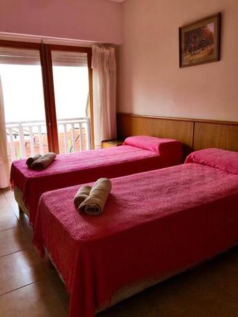 Imagen general del Hotel Ezpeleta. Foto 7