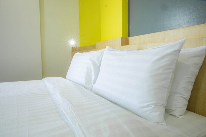 Imagen general del Hotel Ezy Inn. Foto 12