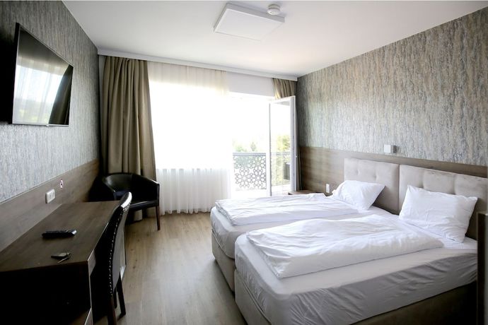Imagen de la habitación del Hotel F. Foto 9