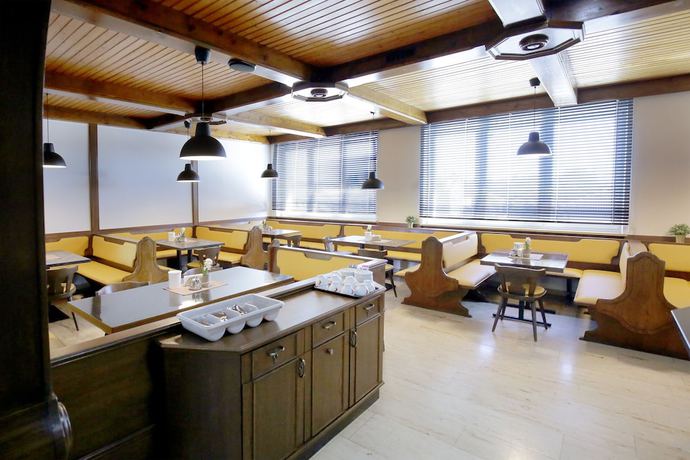 Imagen del bar/restaurante del Hotel F. Foto 4