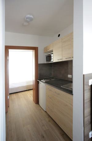 Imagen de la habitación del Hotel F. Foto 15
