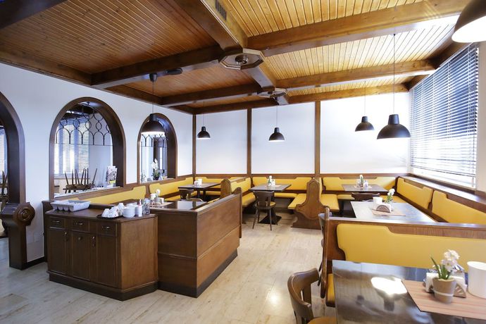 Imagen del bar/restaurante del Hotel F. Foto 5