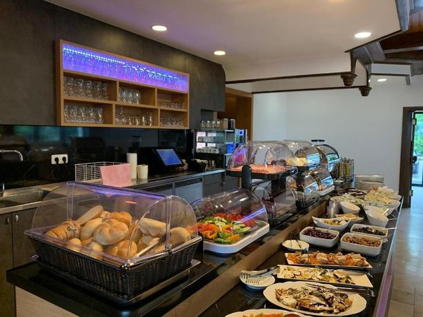 Imagen del bar/restaurante del Hotel F. Foto 6
