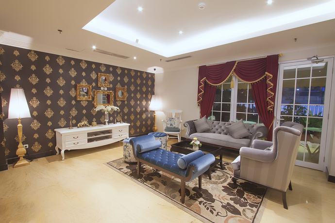 Imagen de los interiores del Hotel F Jakarta. Foto 12