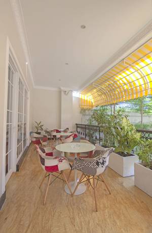 Imagen de los interiores del Hotel F Jakarta. Foto 13