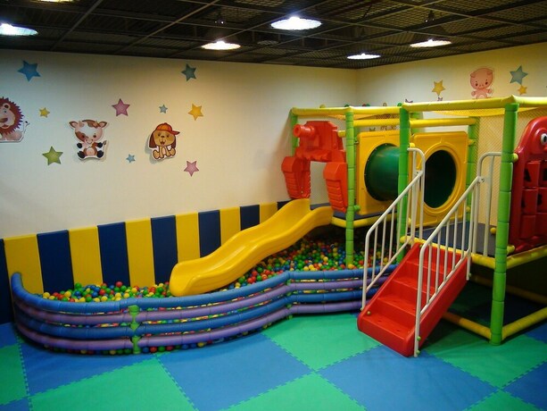 Imagen de los interiores del Hotel F - Sanyi. Foto 28