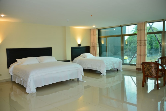 Imagen de la habitación del Hotel F Sur Inn. Foto 3