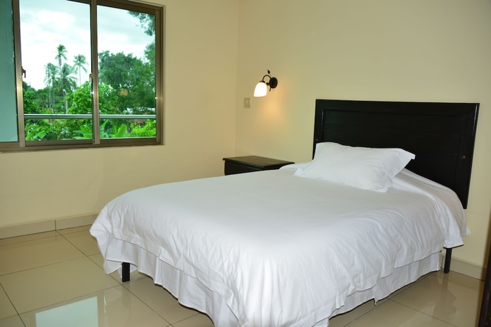 Imagen de la habitación del Hotel F Sur Inn. Foto 8