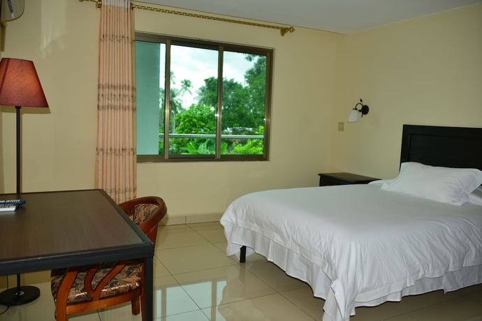 Imagen de la habitación del Hotel F Sur Inn. Foto 9