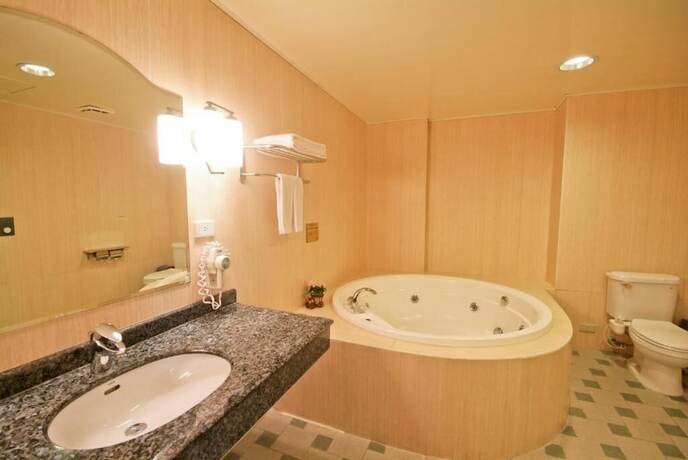 Imagen general del Hotel F Tainan. Foto 15