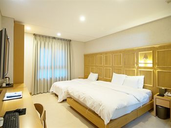 Imagen general del Hotel F Yeongdeungpo. Foto 14