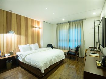 Imagen general del Hotel F Yeongdeungpo. Foto 15