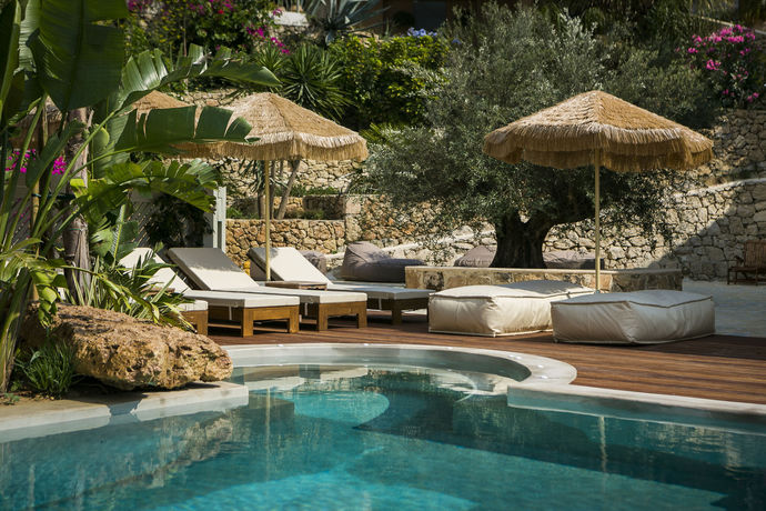 Imagen de la piscina del Hotel F Zeen. Foto 15