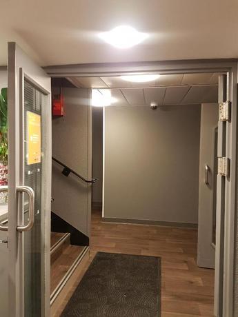 Imagen de los interiores del Hotel F1 Lyon Saint Priest. Foto 7