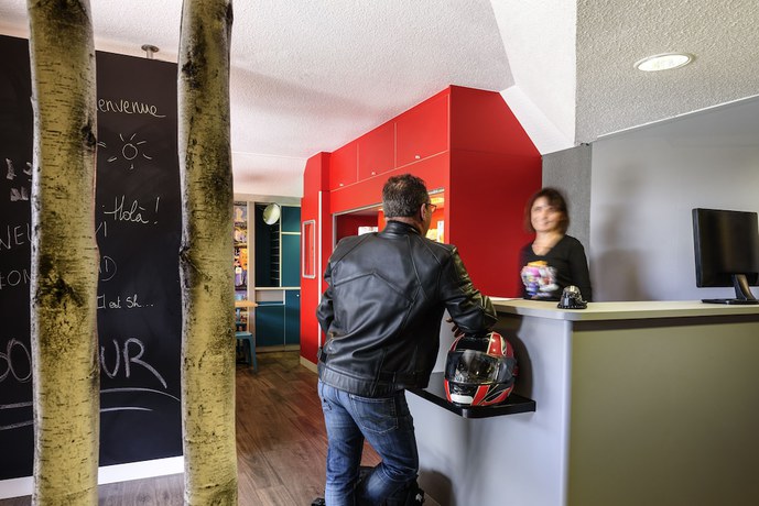 Imagen de los interiores del Hotel F1 Lyon Solaize. Foto 12