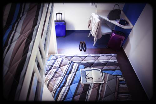 Imagen de la habitación del Hotel F1 Mulhouse Bâle Aéroport. Foto 6