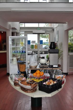 Imagen del bar/restaurante del Hotel F1 R&eacute;nov&eacute; Bourges Le Subdray. Foto 2