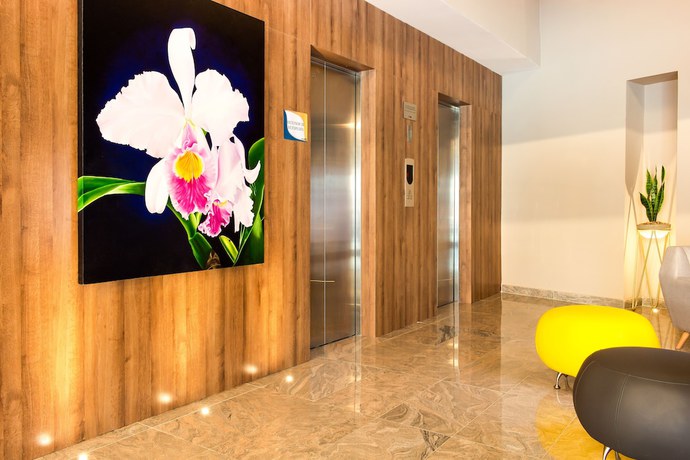 Imagen de los interiores del Hotel F25. Foto 13