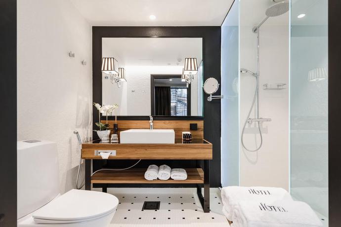 Imagen de la habitación del Hotel F6. Foto 7